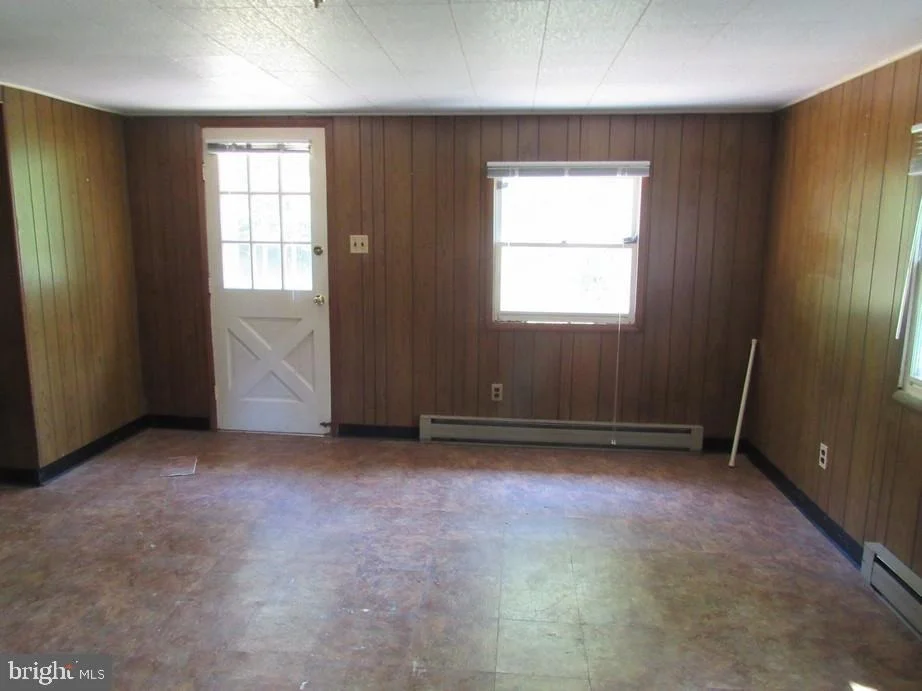 Photo of 1024 GLADWAY ROAD