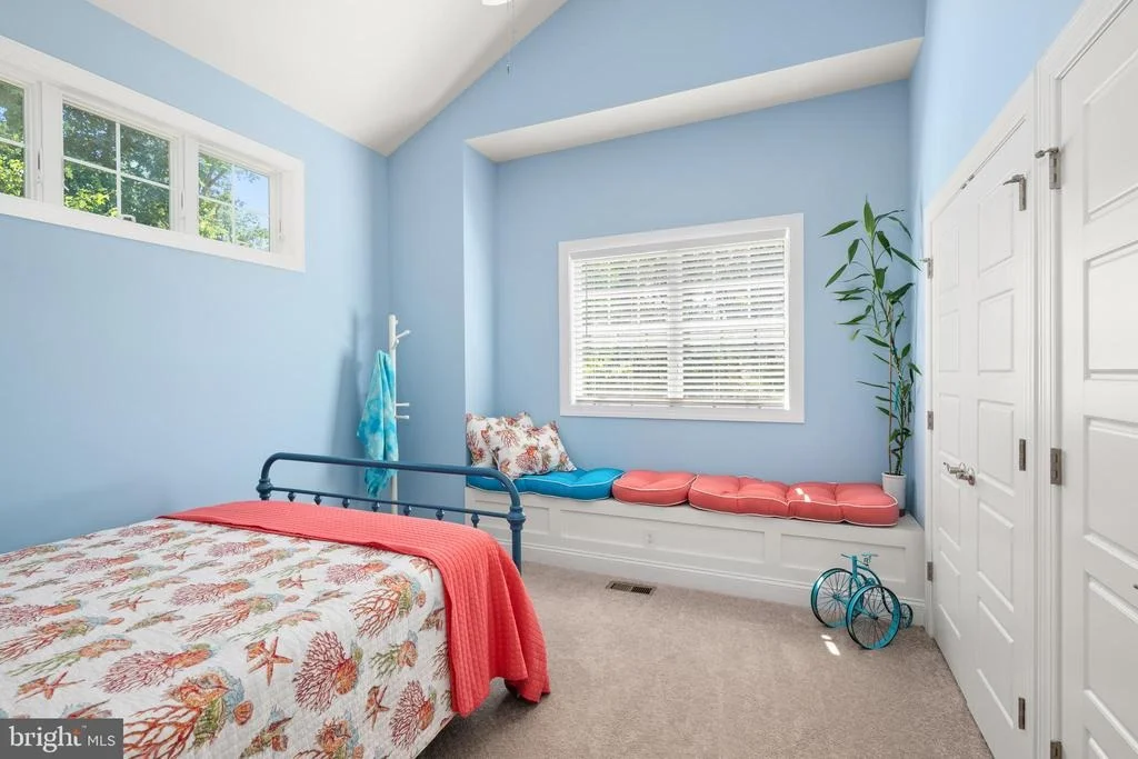 Photo of 19068 WINTERBERRY STREET