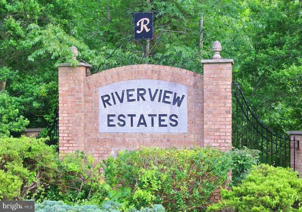 Photo of 6099 RIVER FOREST DRIVE