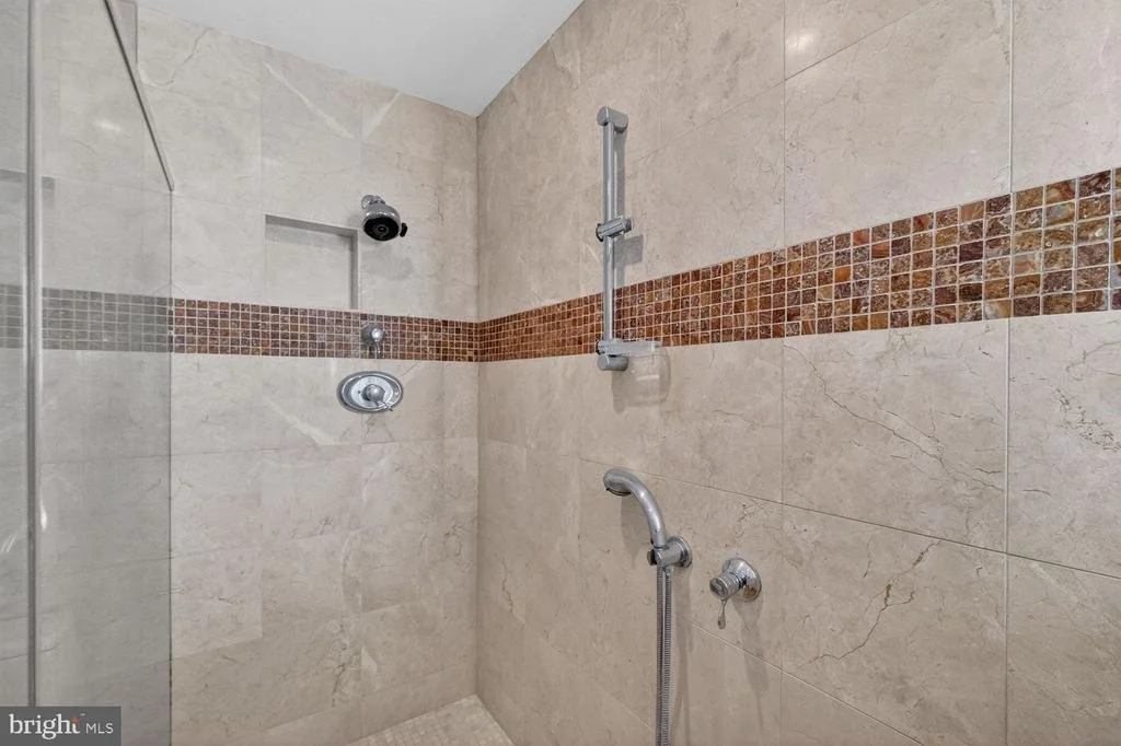 Photo of 1205 SUFFIELD DRIVE