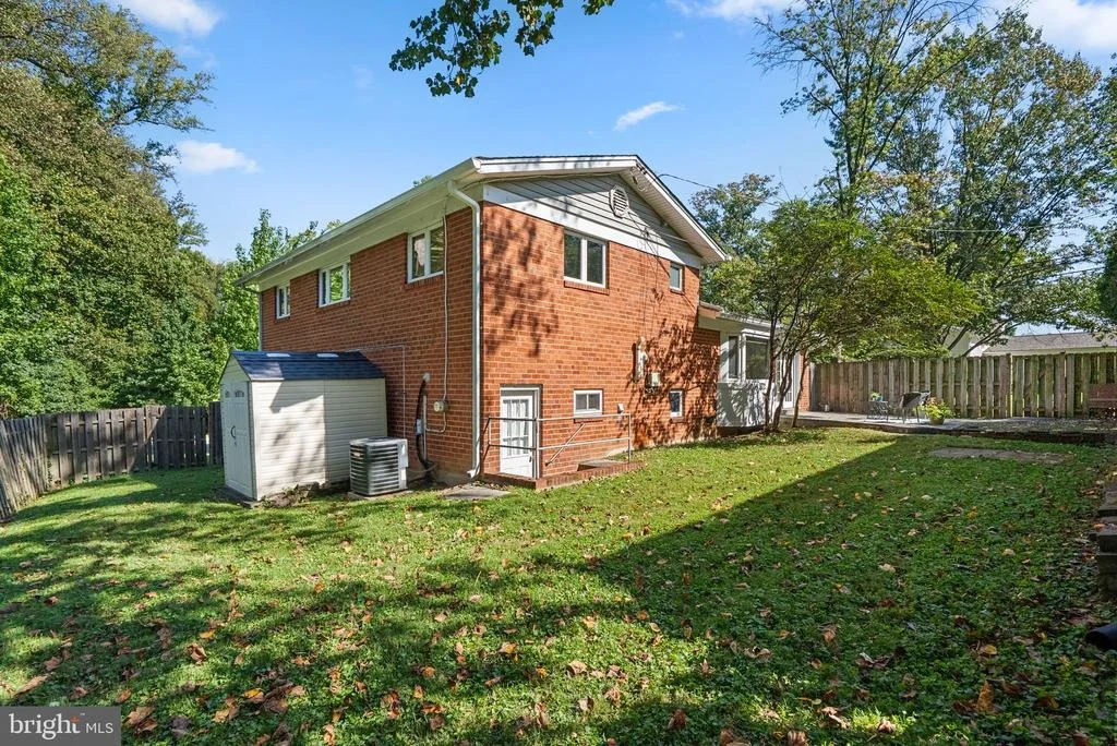 Photo of 8810 SPRING VALLEY ROAD