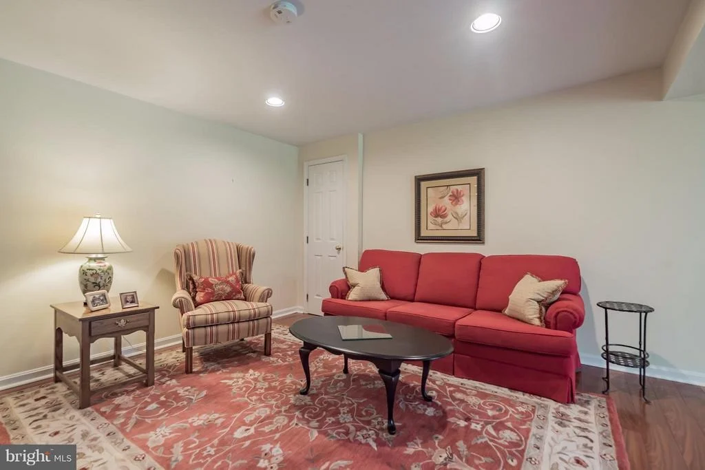 Photo of 4313 SIR WALTER ROAD