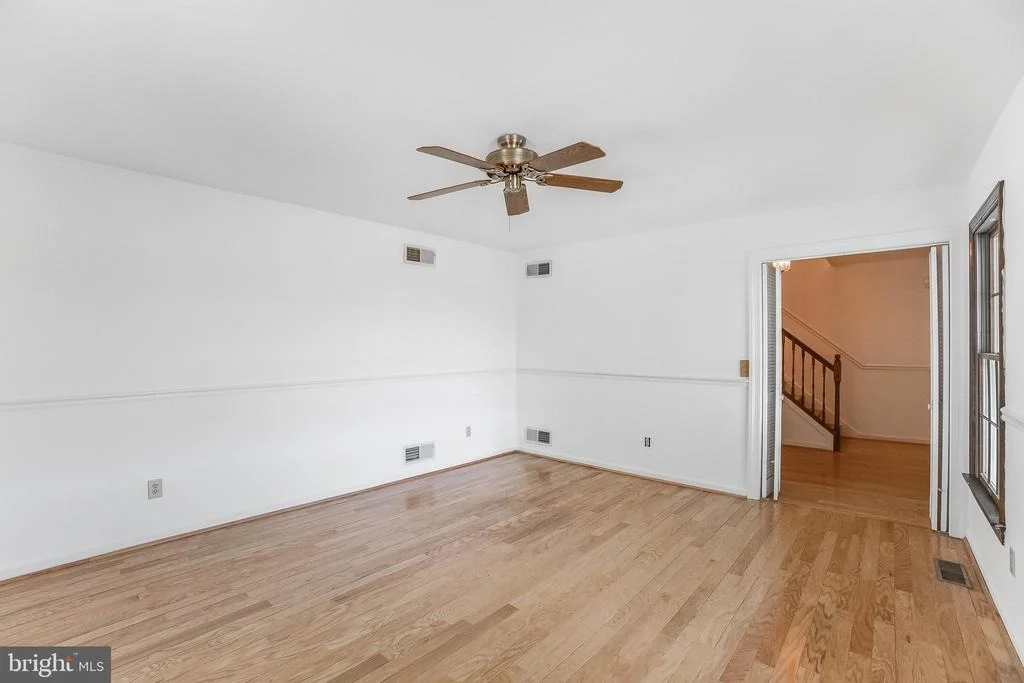 Photo of 28011 LINE ROAD