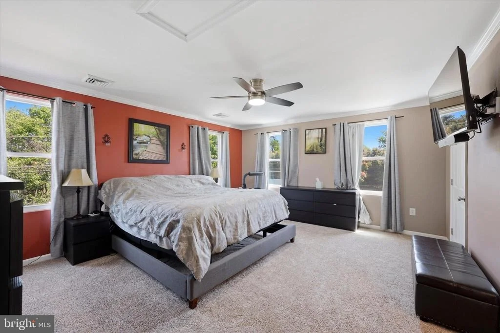 Photo of 401 STONYBROOK DRIVE