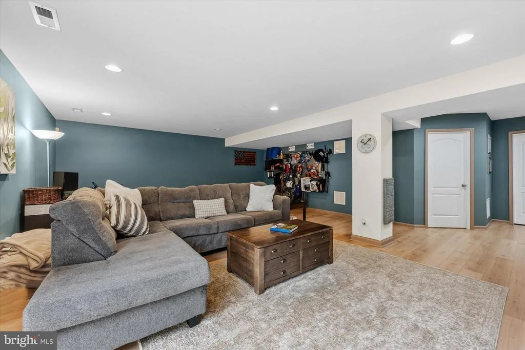 Photo of 9049 STONE CREST DRIVE