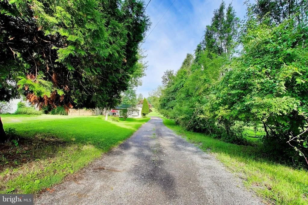Photo of 16012 BATSON ROAD
