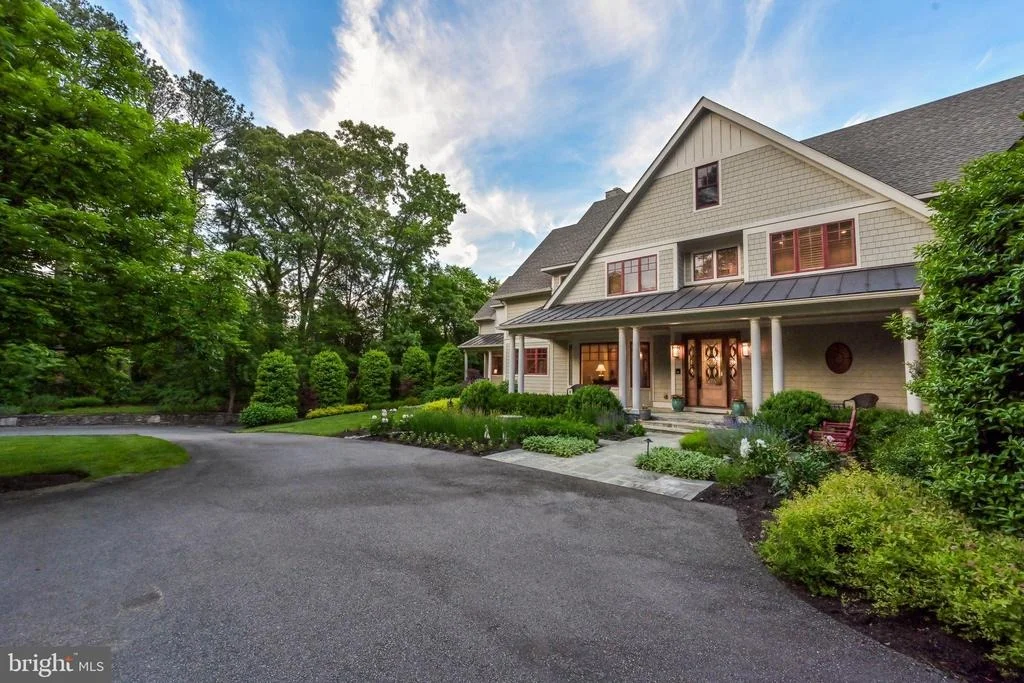 Photo of 11715 RIVER DRIVE