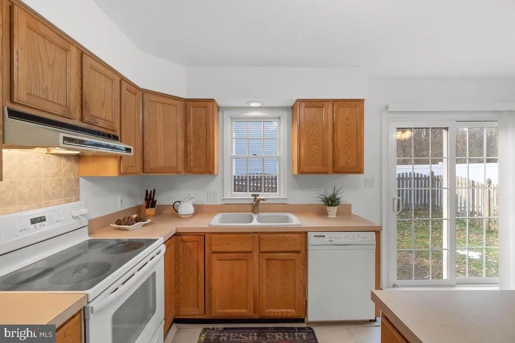 Photo of 7580 MERRYMAKER WAY
