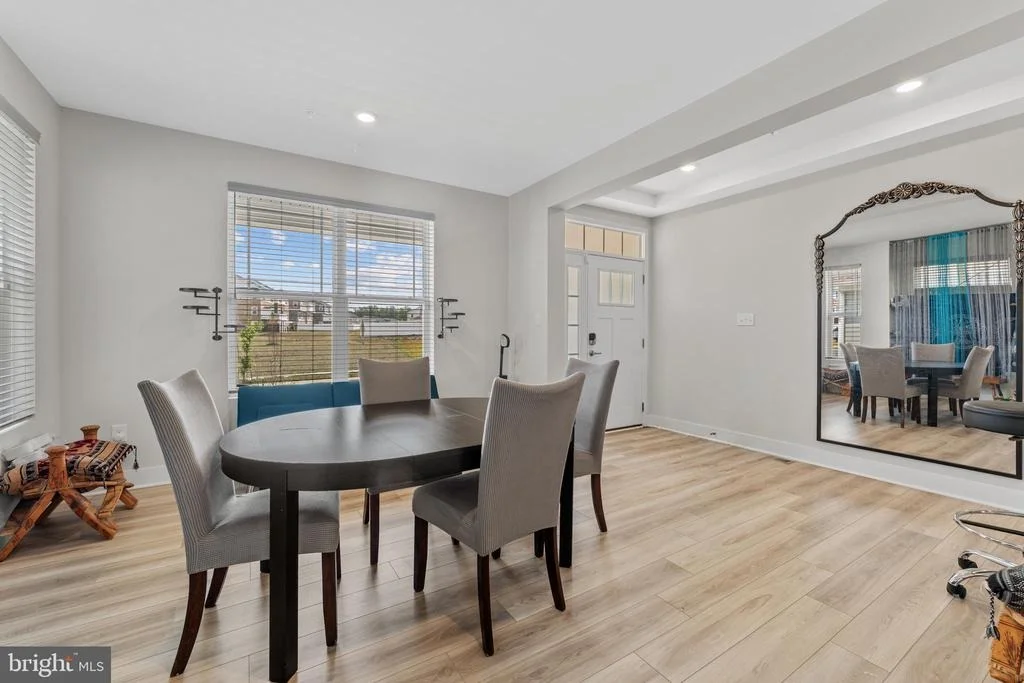 Photo of 5192 NEWPORT CIRCLE