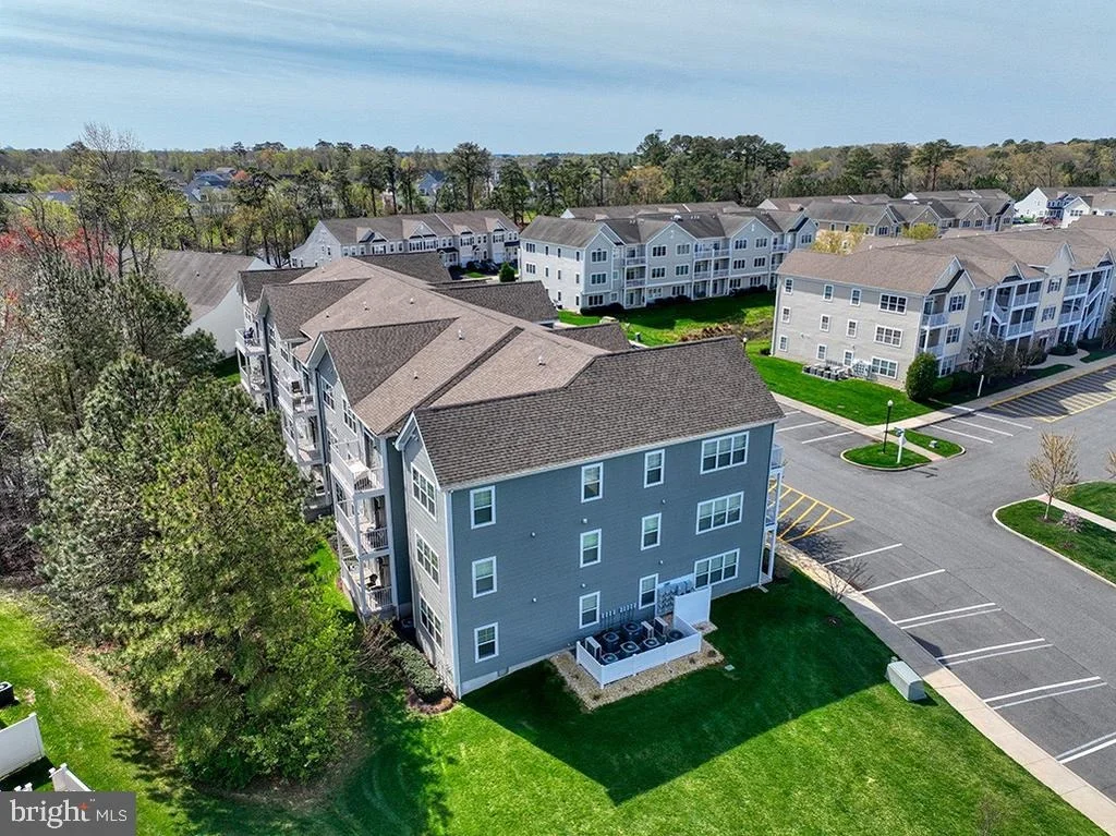 Photo of Unit 2 at 37670 EXETER DRIVE