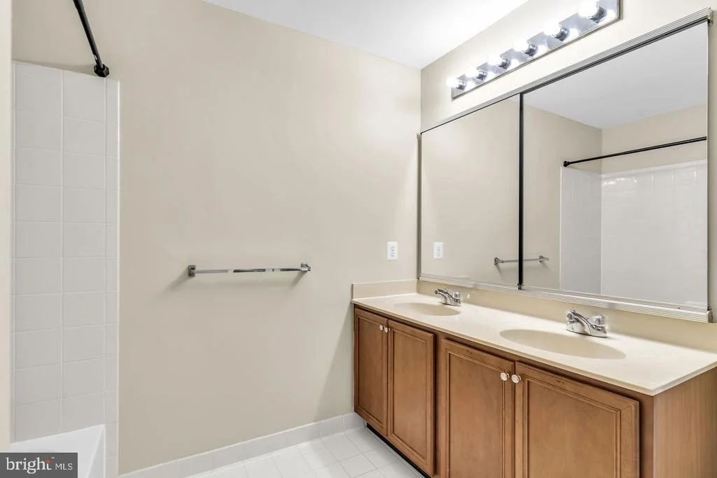 Photo of 42985 PASCALE TERRACE