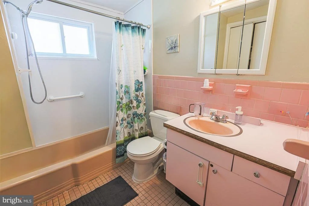 Photo of 2451 FOREST GREEN ROAD