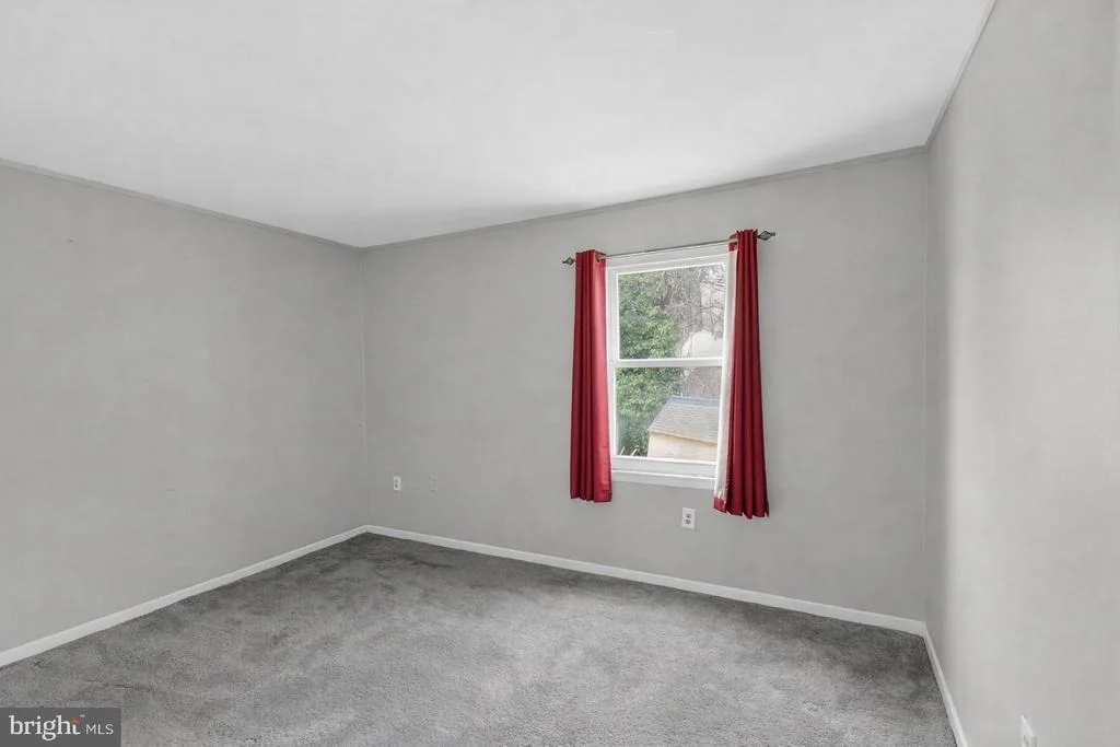 Photo of 4901 IVERSON PLACE