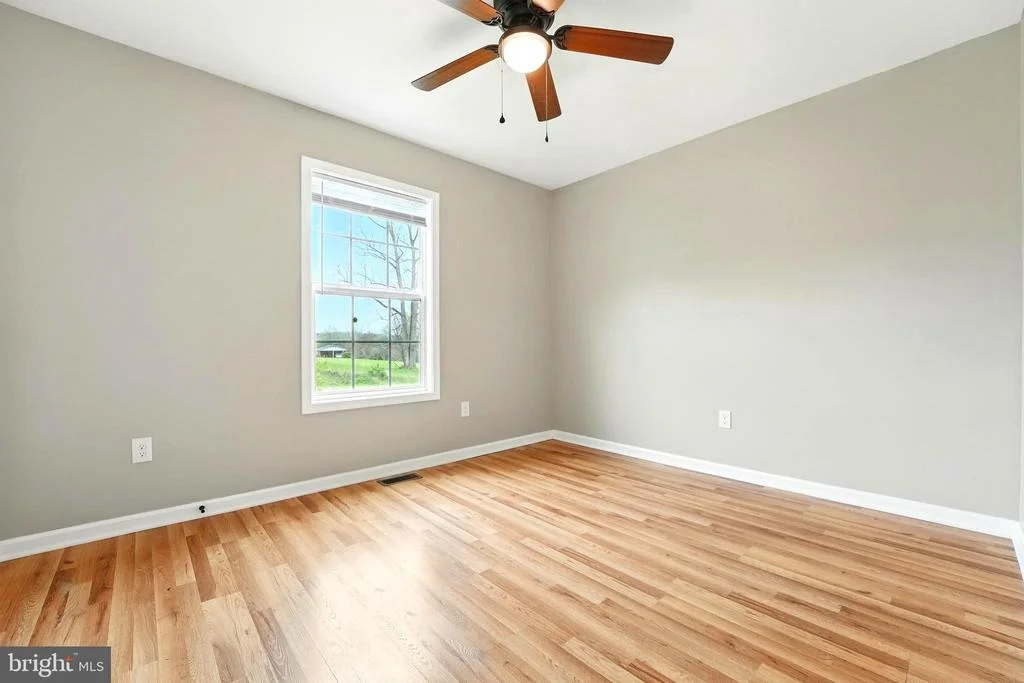Photo of 845 SEVILLE