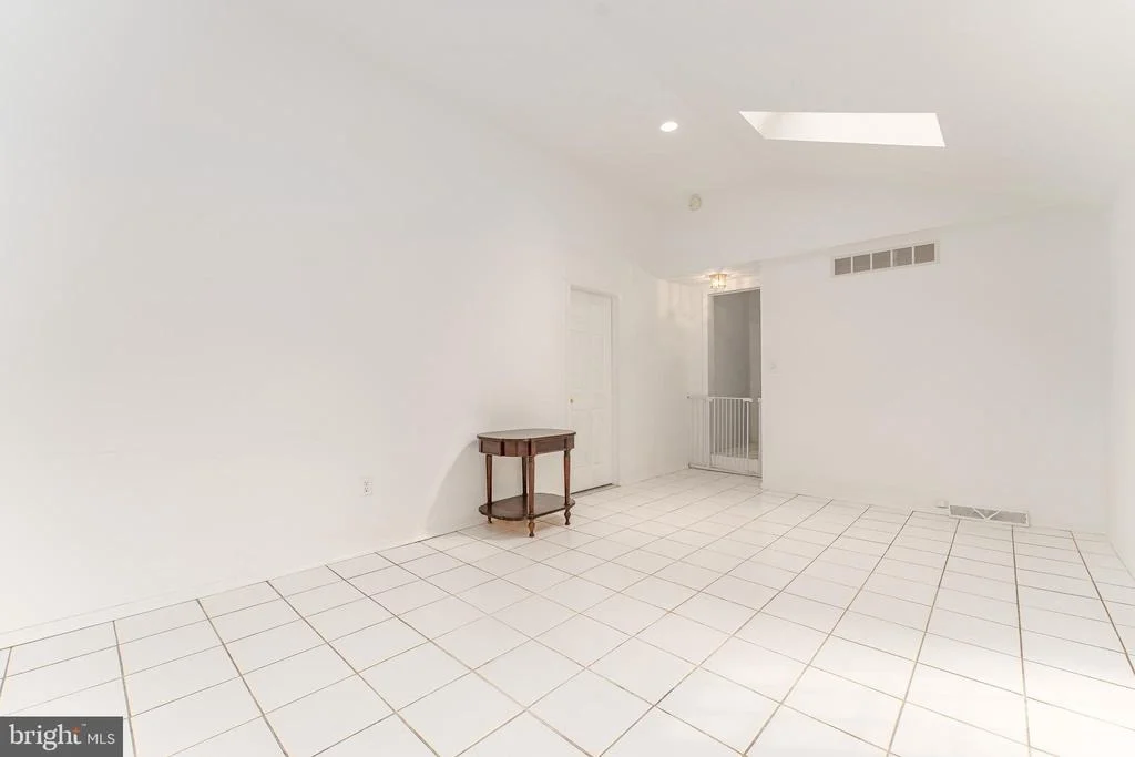 Photo of 1239 UPTON CIRCLE
