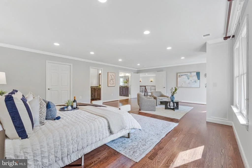 Photo of 8611 BROOK ROAD