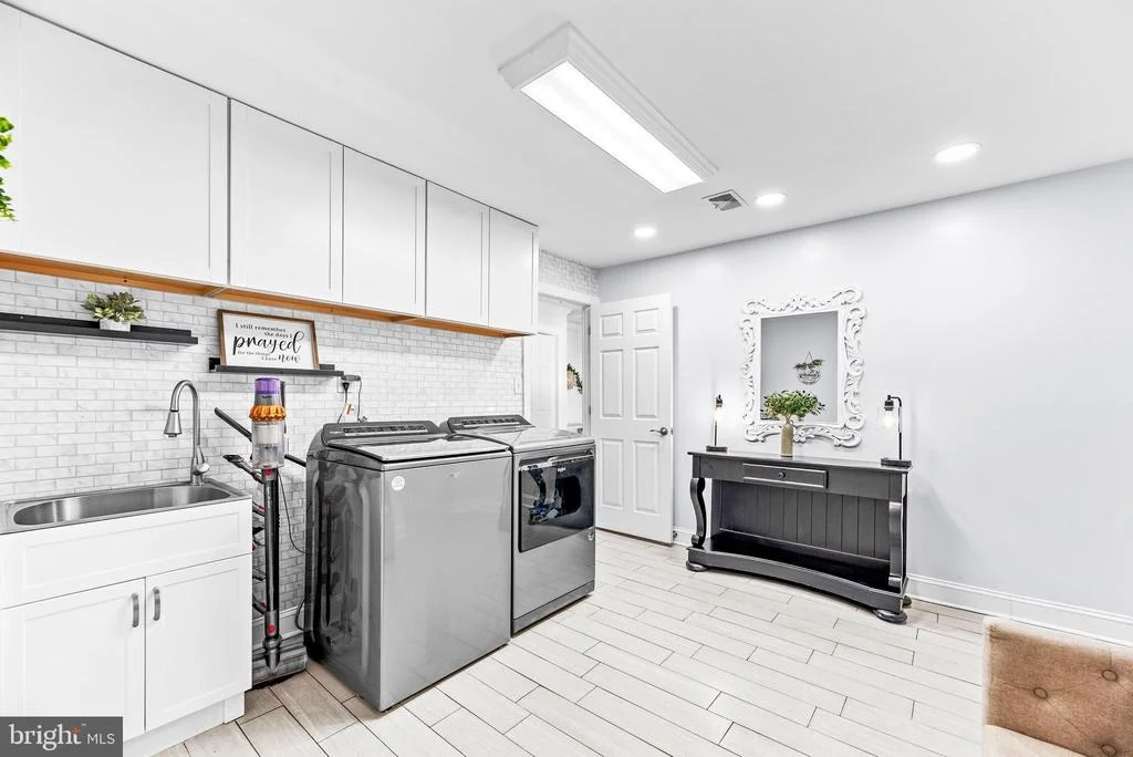 Photo of 2031 INDIAN CIRCLE