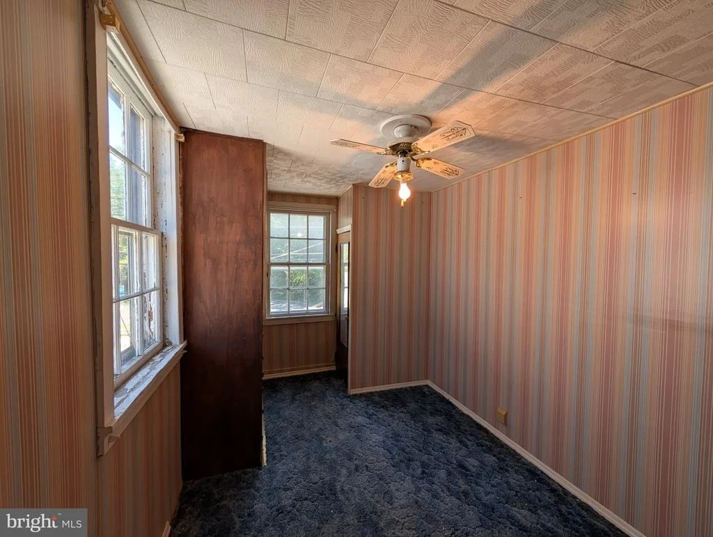 Photo of 6090 FALLS ROAD