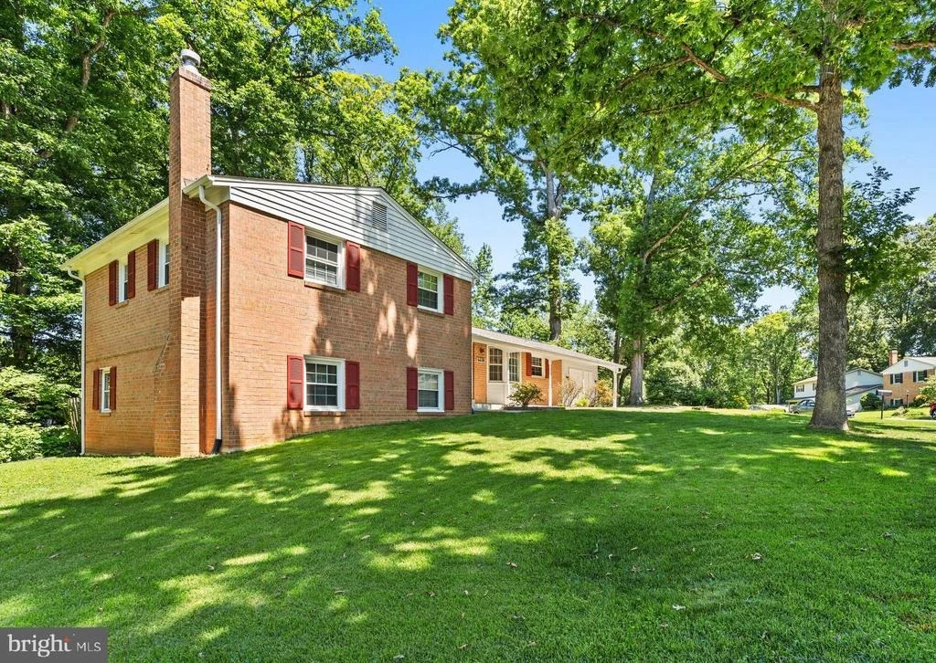 Photo of 6608 GREY FOX DRIVE