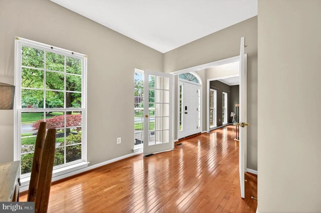 Photo of 8 N POINTE TERRACE