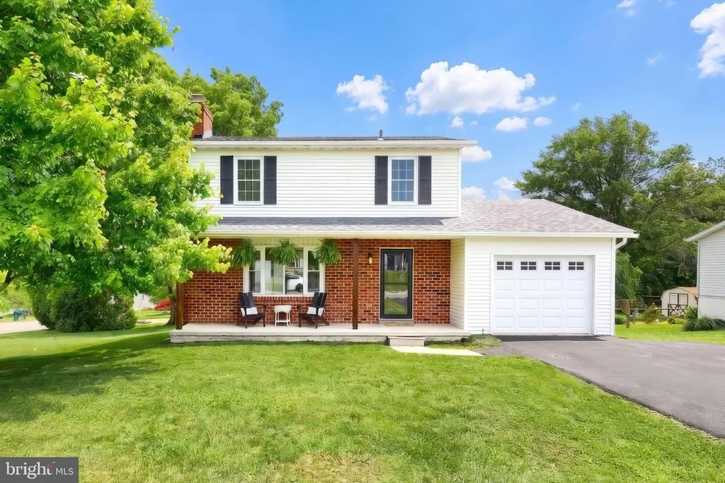 Photo of 27 COLONIAL DRIVE