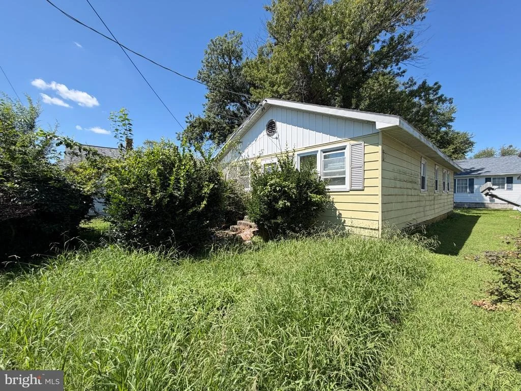 Photo of 703 HIGH STREET