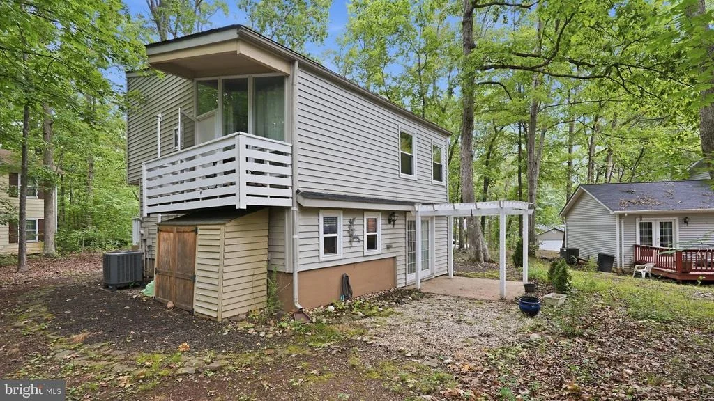 Photo of 207 CUMBERLAND CIRCLE