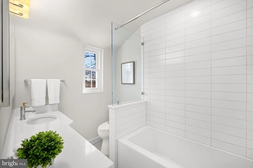 Photo of 2612 SPENCER ROAD