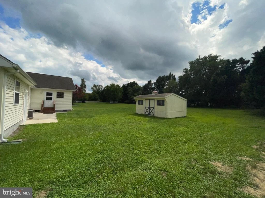 Photo of 28 CIRCLE DRIVE W