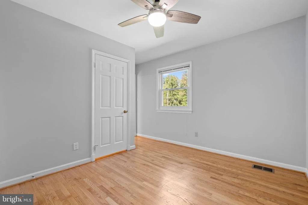 Photo of 14221 NORTHWYN DRIVE