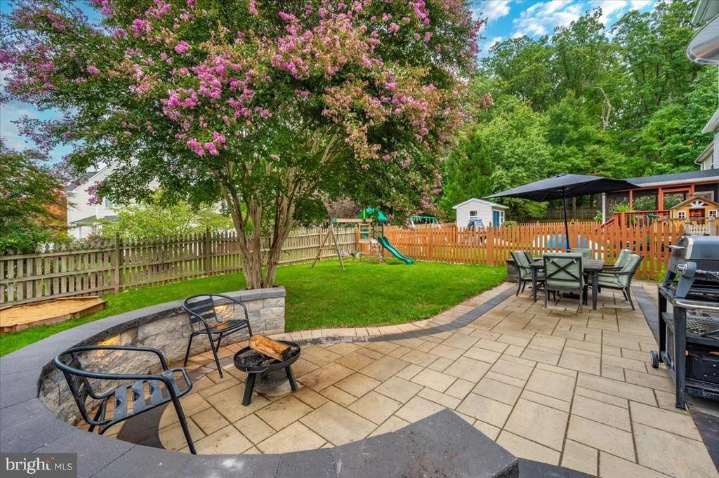Photo of 9548 KINGSTON PLACE