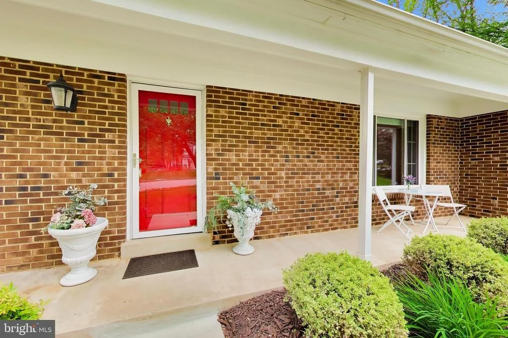Photo of 5125 KING DAVID BOULEVARD