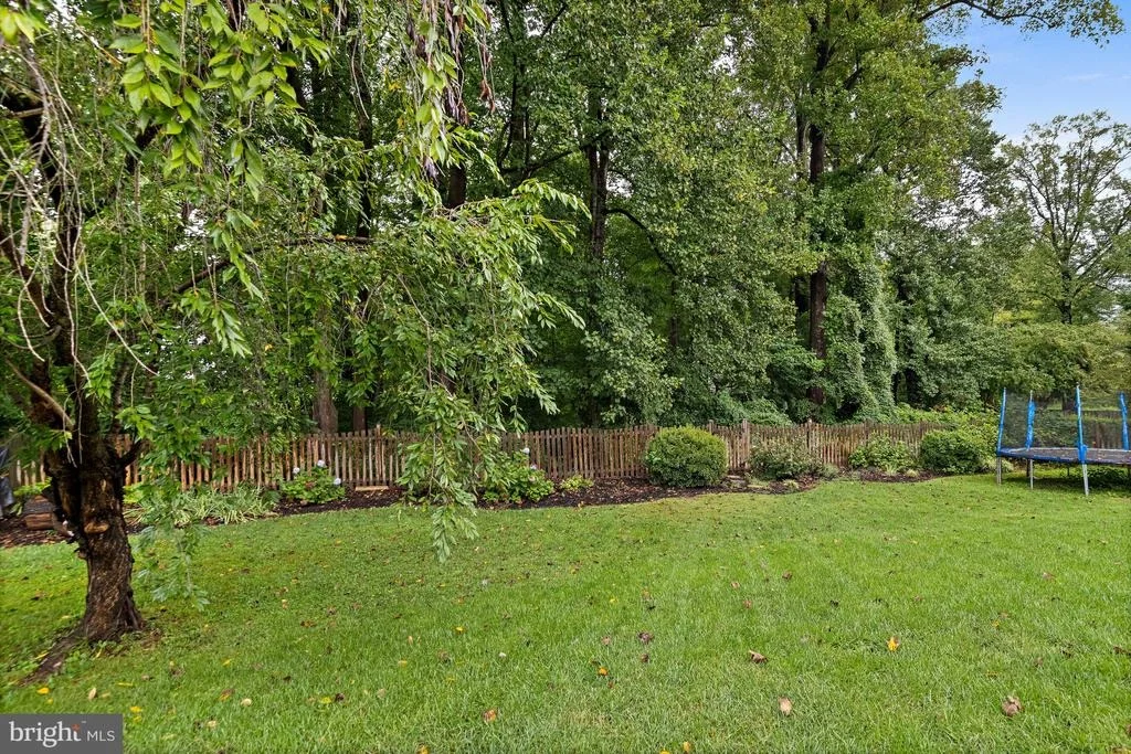 Photo of 7712 LEAR ROAD