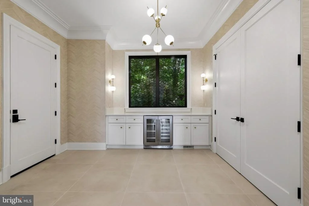 Photo of 620 RIVERCREST DRIVE