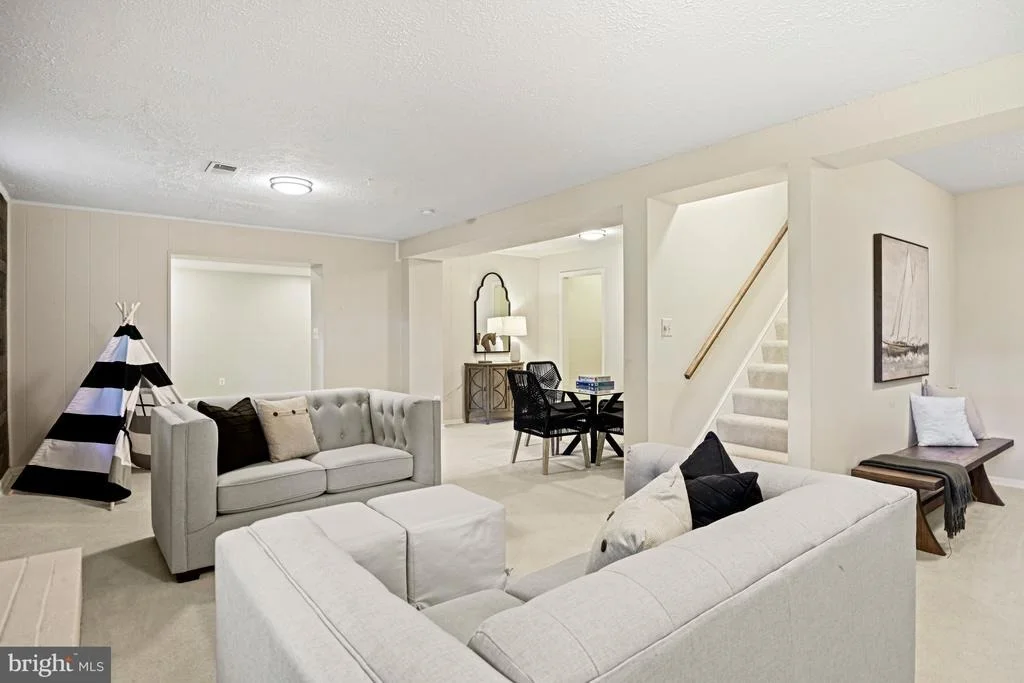 Photo of 7821 FALSTAFF ROAD