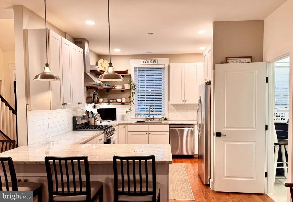 Photo of 1222 CARROLLTON LANE