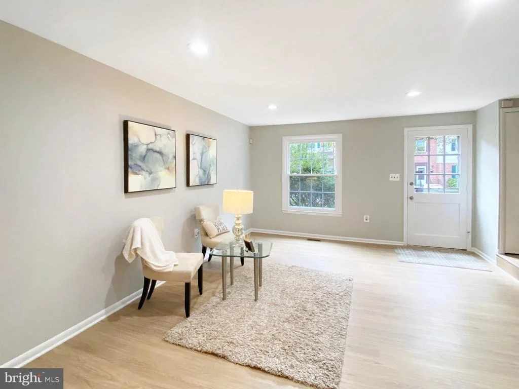 Photo of Unit 2C at 8486 IMPERIAL DRIVE