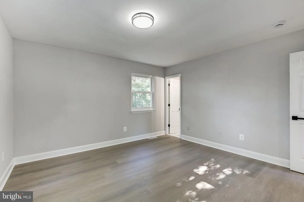 Photo of 2624 OAKLEY DRIVE