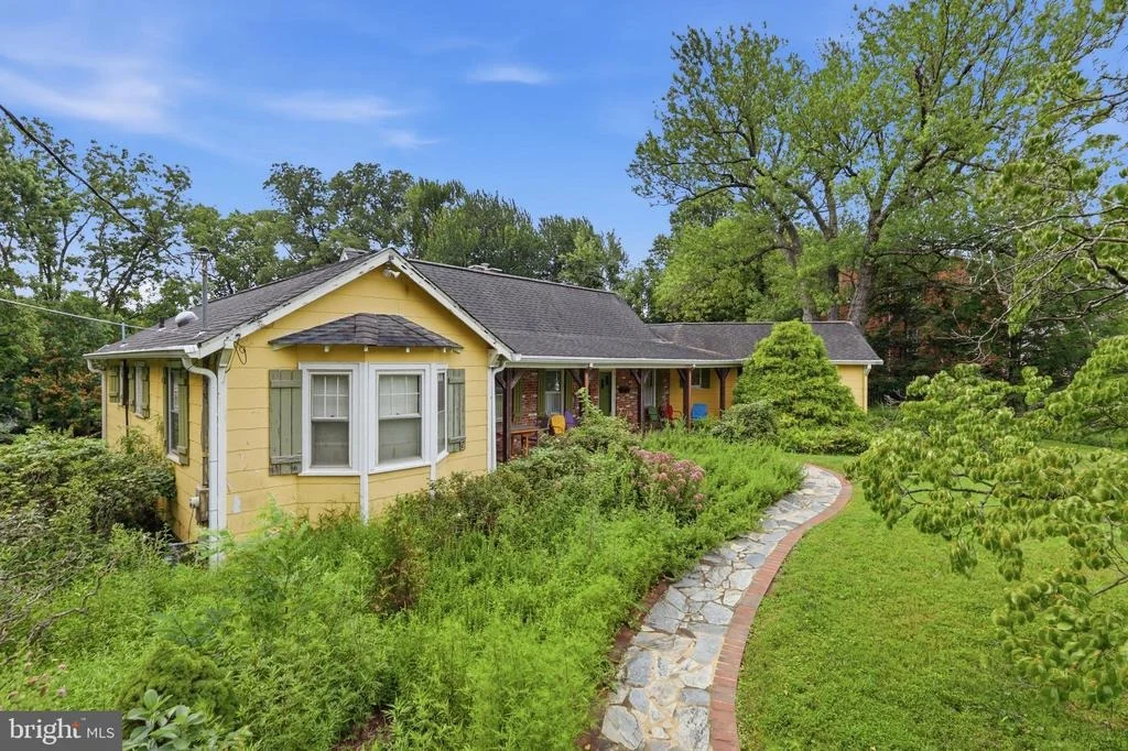 Photo of 1841 KIRBY ROAD