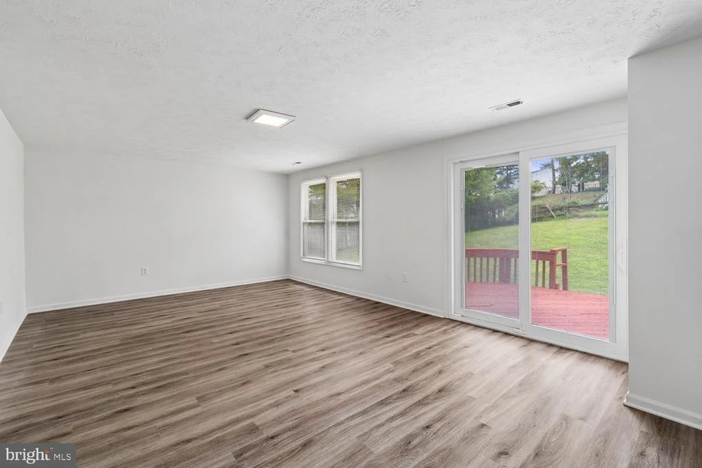 Photo of 3049 MEMORY LANE