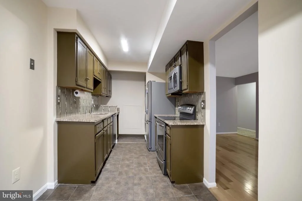 Photo of Unit 12 at 2401 NORMANDY SQUARE PLACE