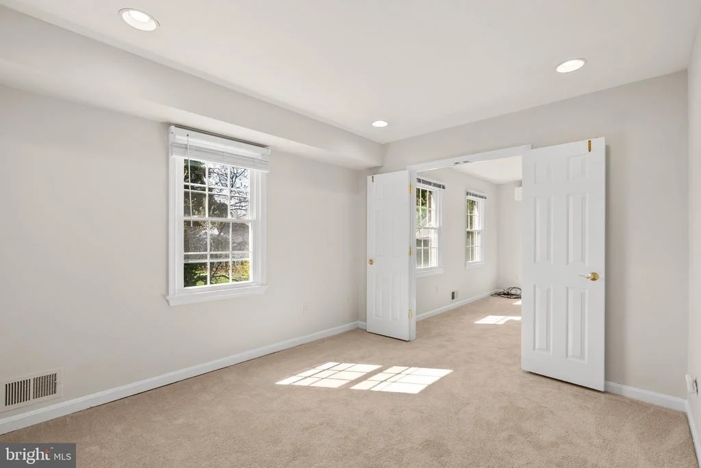 Photo of 4425 THORNHURST DRIVE
