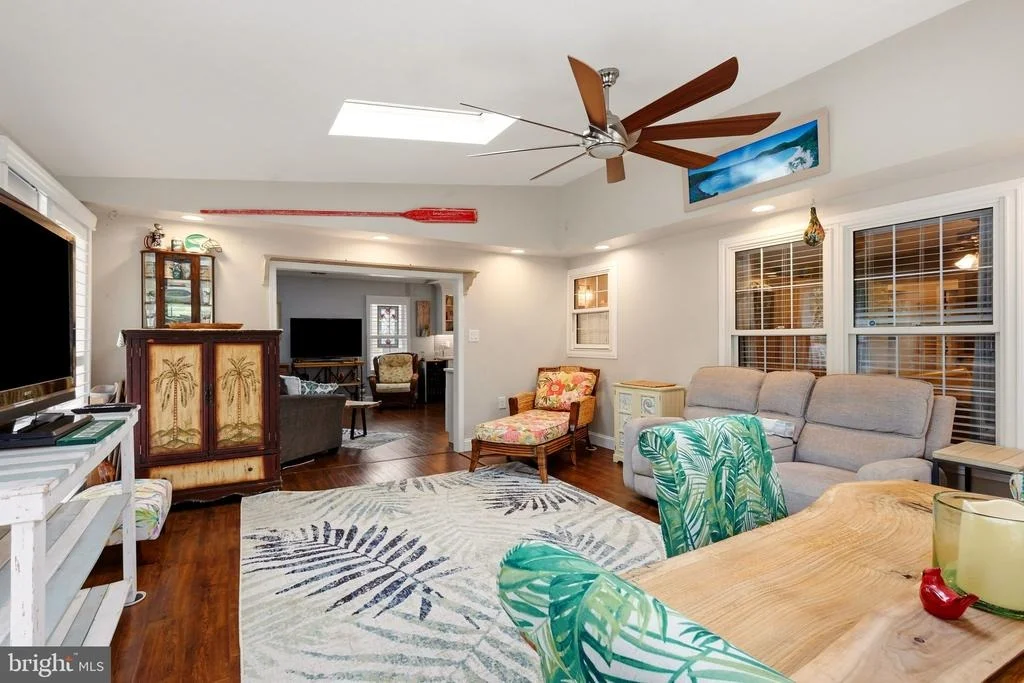 Photo of 18 BUCKINGHAM DRIVE