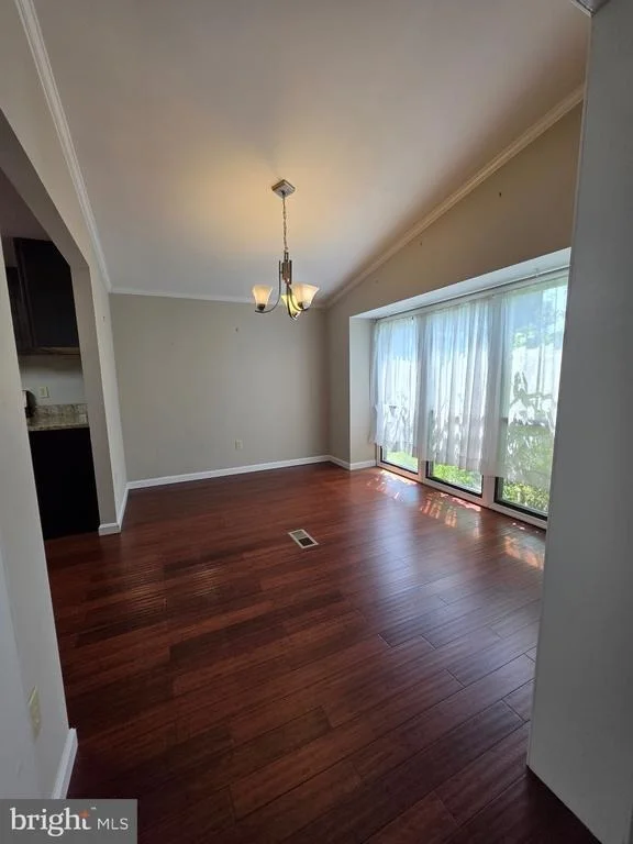 Photo of 24 TEAROSE DR