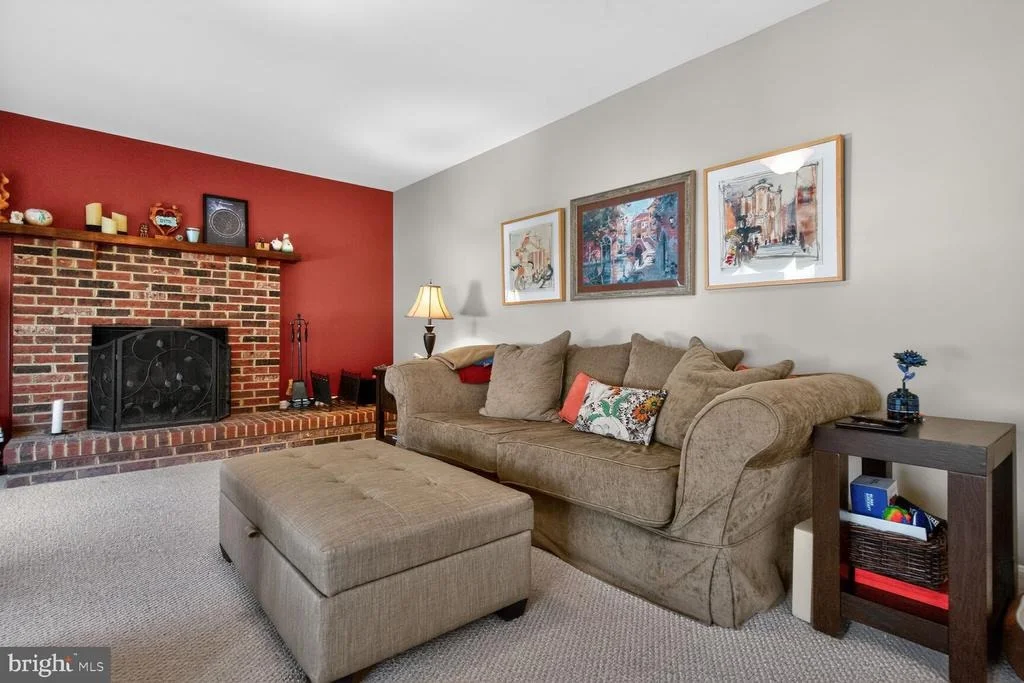 Photo of 2036 MAYFLOWER DRIVE