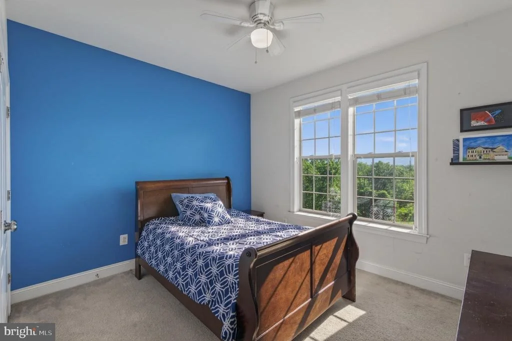 Photo of 1135 DARGON QUARRY LANE