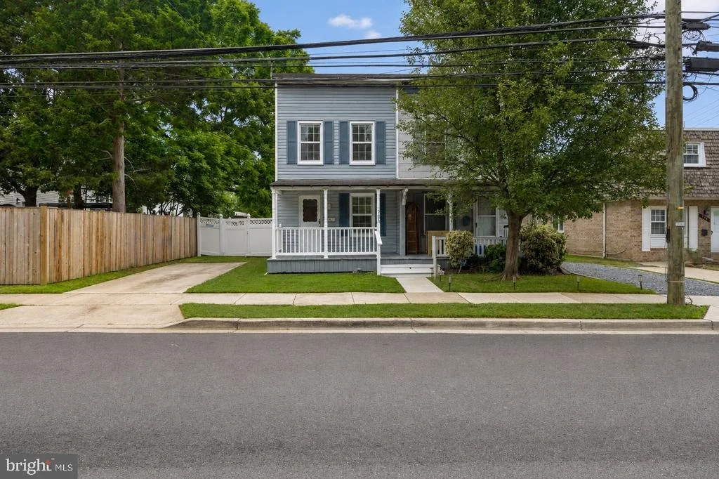 Photo of 702 4TH STREET