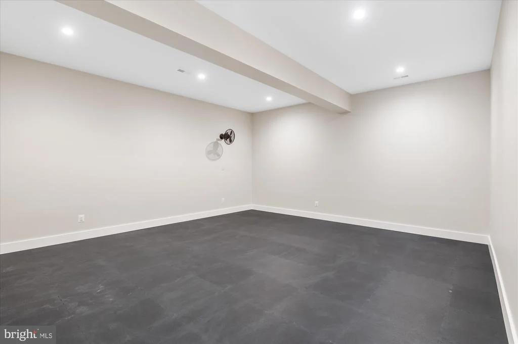 Photo of 1104 SHARON COURT