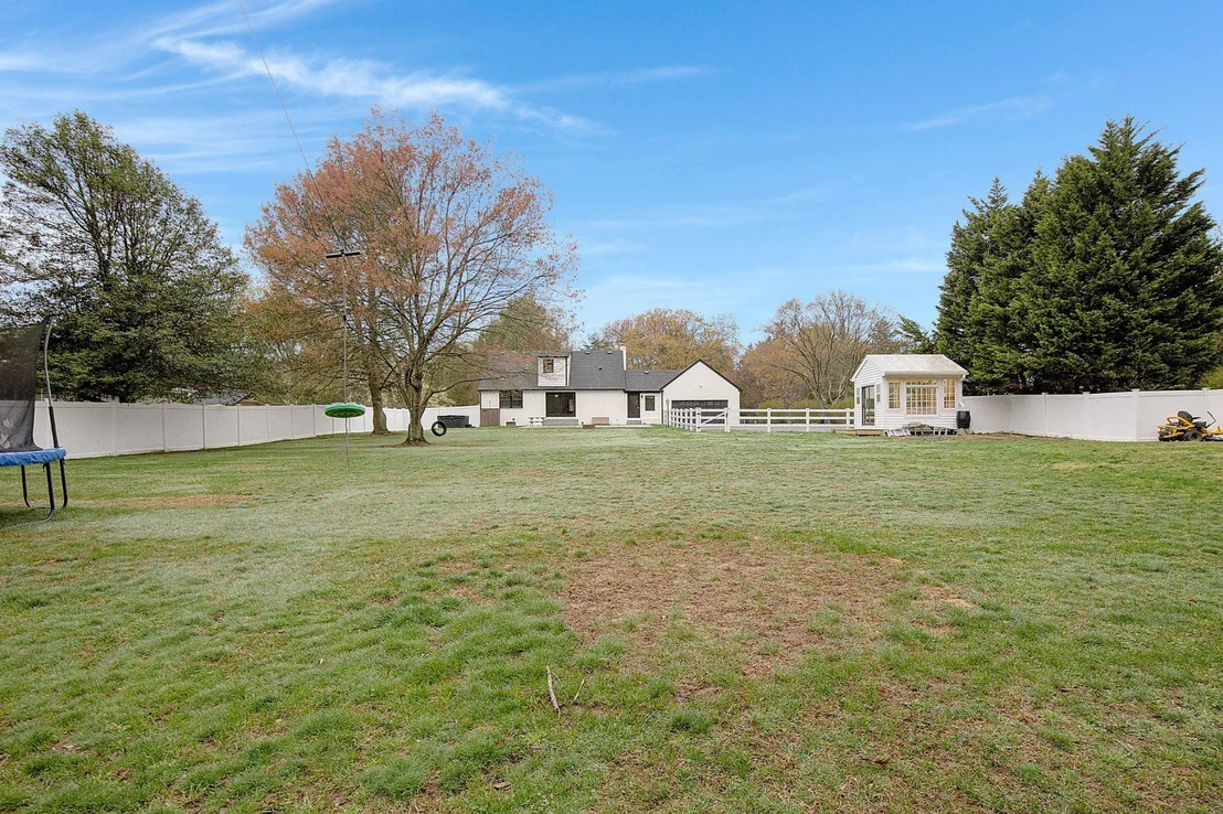 Photo of 818 CEDARCROFT DRIVE