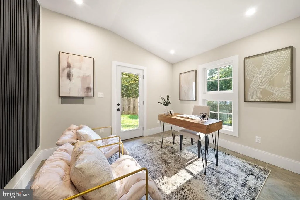 Photo of 8615 ACORN CIRCLE